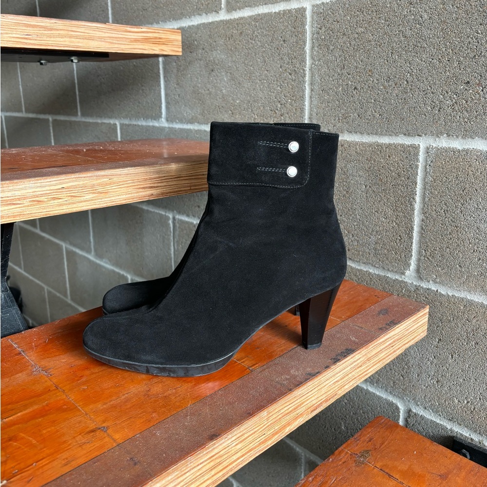 La Canadienne Suede heeled boots